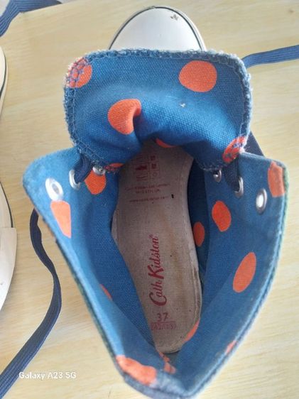 รองเท้าผ้าใบหุ้มข้อ ลายดอกไม้ Cath Kidston รูปที่ 10