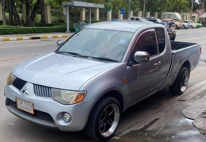 Mitsubishi Triton 2008 2.4 CNG Pickup ดีเซล ไม่ติดแก๊ส เกียร์ธรรมดา เทา รูปที่ 4