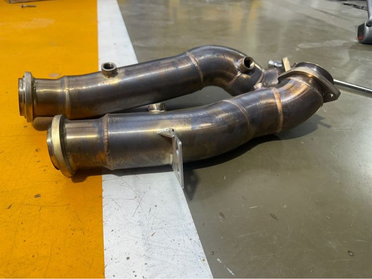 ชุดท่อไอเสียแต่งจากร้าน Type1 มือสอง สภาพดี ใส่ C43 Coupe รูปที่ 12