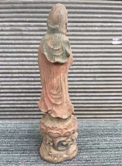 🕉️พระพุทธรูปไม้โบราณ“ไม้นันมูทาสี พระพุทธรูปเจ้าแม่กวนอิมประทับยืนโดดเด่น รูปที่ 4