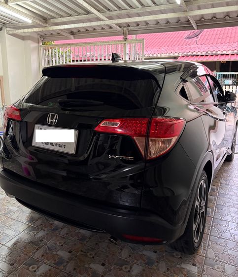 Honda HR-V 2014 1.8 E เบนซิน เกียร์อัตโนมัติ ดำ รูปที่ 4