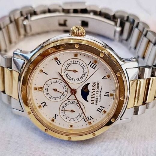 ทอง อื่นๆ นาฬิกา​กินเนสบุค​ Japan​ GUINNESS WORLD RECORDS Sun  Moon Phase 