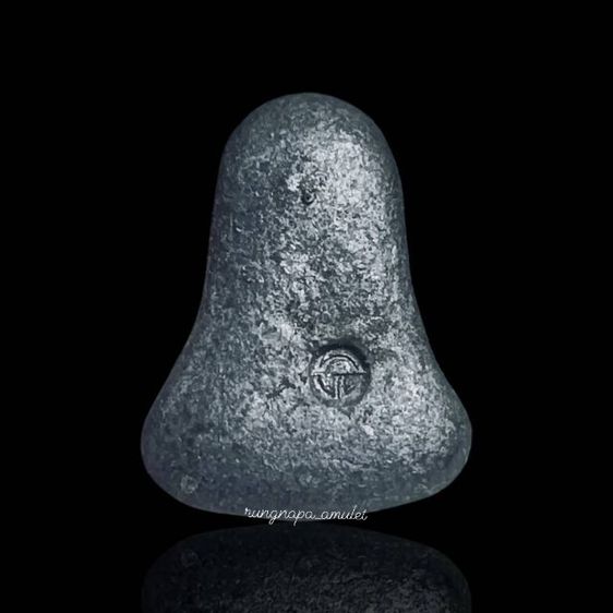 พระไตรภาคี (ผสมเนื้อตะกั่วเก่าหลวงปู่เอี่ยม วัดหนัง) วัดโคนอน
หลวงปู่โต๊ะ วัดประดู่ฉิมพลี ปลุกเสก ปี พ.ศ. 2514 รูปที่ 8