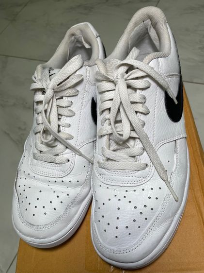 รองเท้าไนกี้ รูปที่ 2