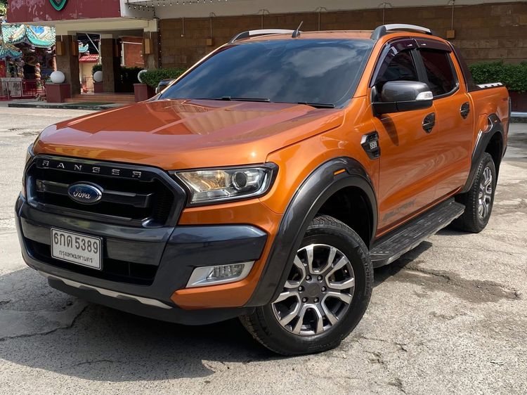 รถ Ford Ranger 2.0 Hi-Rider Wildtrak สี ส้ม