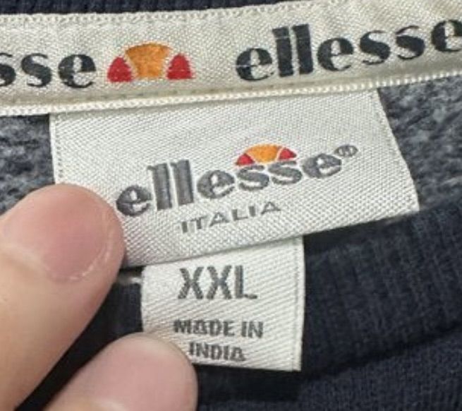 เสื้อสเว็ตเตอร์สีกรม แบรนด์ ellesse รูปที่ 4