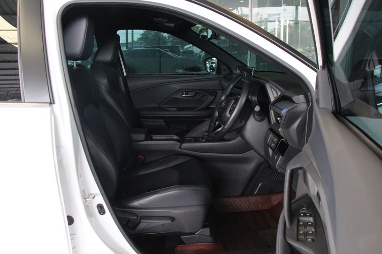 Toyota Yaris Cross 2024 1.5 HEV Smart Utility-car ไฮบริด ไม่ติดแก๊ส เกียร์อัตโนมัติ ขาว รูปที่ 3
