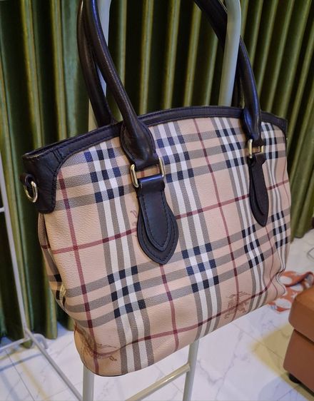 กระเป๋า Burberry เเท้ สภาพสวยราคาน่ารัก รูปที่ 2