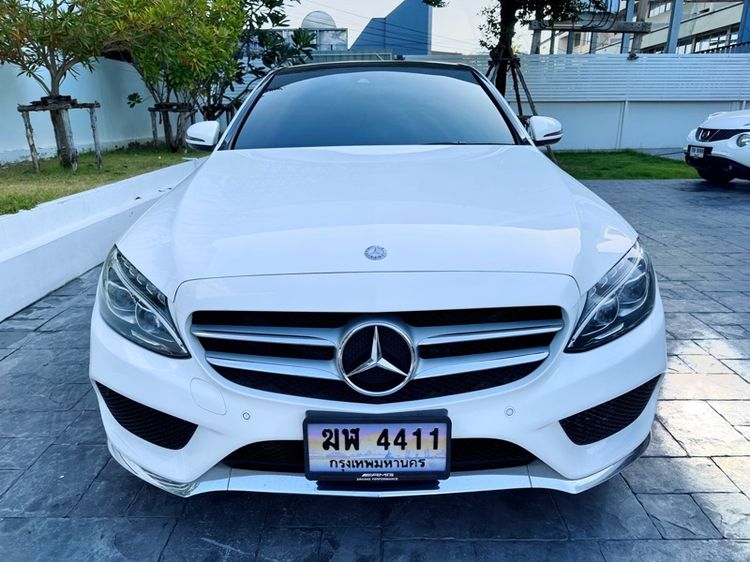 รถ Mercedes-Benz C-Class C300 สี ขาว