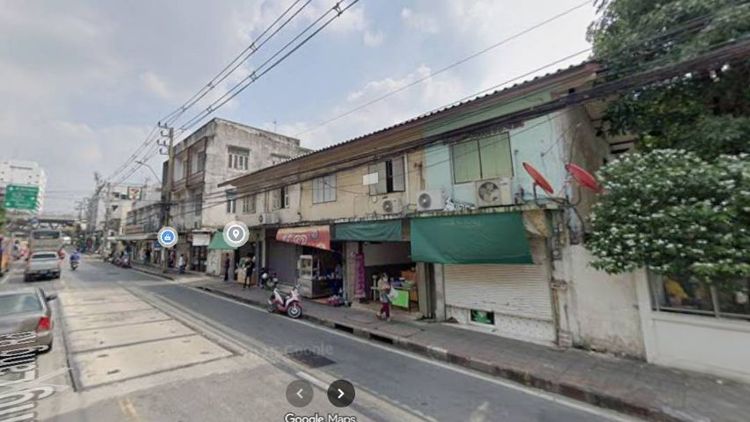 เซ็งกิจการด่วนมาก เป็นบ้าน 2 ชั้น พักอาศัยได้ ข้างล่างเปิดร้านถ่ายเอกสาร  ทำเลดีติดส่วนราชการ ใกล้ รพ ศิริราช ตลาด ป้ายรถเมย์ ย้ายภูมิลำเนา รูปที่ 2
