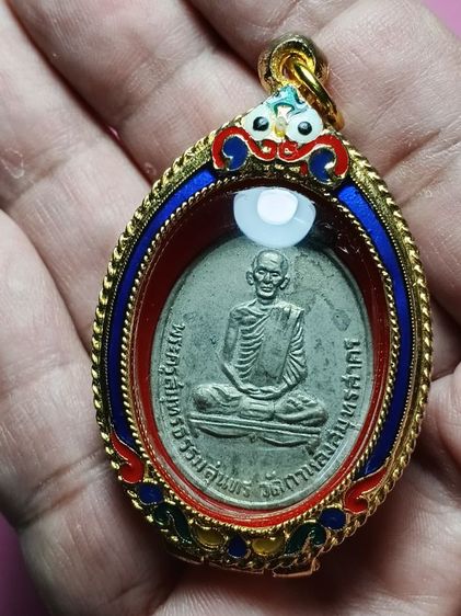 เหรียญหลวงพ่อสุด วัดกาหลง ปี2507 รุ่น2เนื้อทองแดงกะหลั่ยเงิน เนื้อนี้พบน้อย สภาพสวยเก่าเดิมๆพระบ้านๆผิวหิ้งๆเลยครับ รูปที่ 7