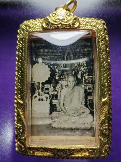 รูปถ่ายหลววพ่อสุด วัดกาหลง ปีศูนย์กว่าๆ ถ่ายที่ห้องภาพเสกสรร มหาชัย สภาพสวยมาก ไม่ผ่านการใช้ น่าบูชามากครับ รูปที่ 7