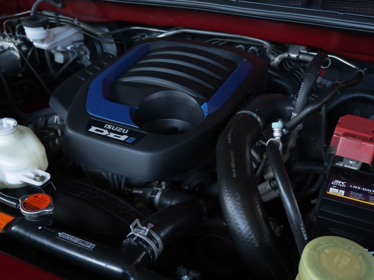 Isuzu MU-X 2021 1.9 ULTIMATE 2WD Utility-car ดีเซล ไม่ติดแก๊ส เกียร์อัตโนมัติ แดง รูปที่ 4