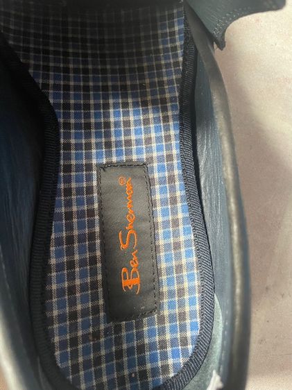 รองเท้าแบรนด์ รูปที่ 6