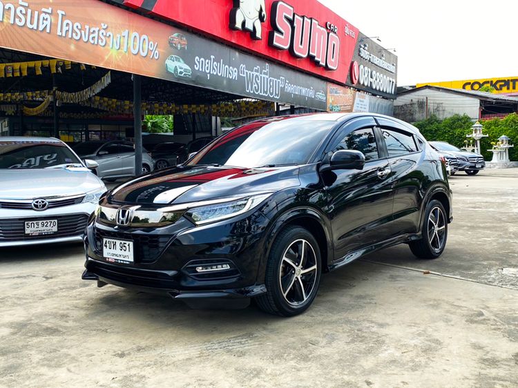 รถ Honda HR-V 1.8 RS สี ดำ