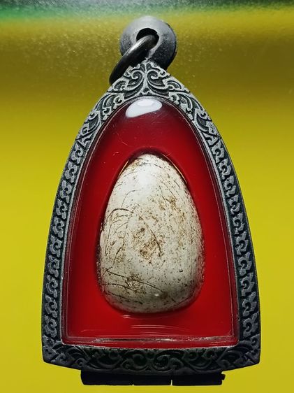 พระวัดพลับ พิมพ์ไข่จิ้งจกใหญ่ พบที่กรุเจดีย์ใหญ่วัดราชสิทธิ์ หรือวัดพลับ สภาพสวยมาก เนื้อเเห้งมากมีลงรักเก่าเดิมจากกรุ หายาก พบน้อย รูปที่ 2