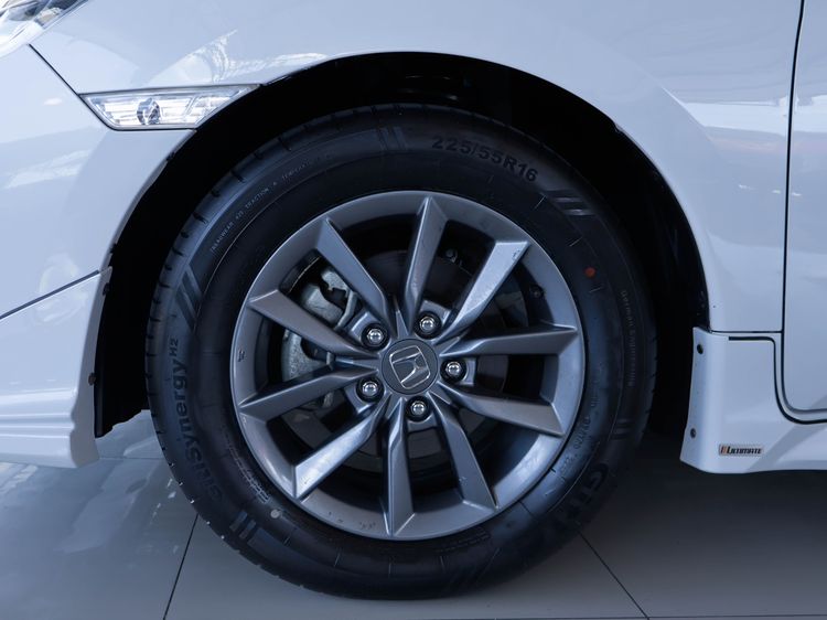 Honda Civic 2020 1.8 EL i-VTEC Sedan เบนซิน ไม่ติดแก๊ส เกียร์อัตโนมัติ ขาว รูปที่ 4