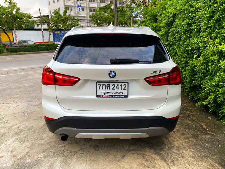 BMW X1 2018 2.0 sDrive18i xLine Utility-car เบนซิน ไม่ติดแก๊ส เกียร์อัตโนมัติ ขาว รูปที่ 3