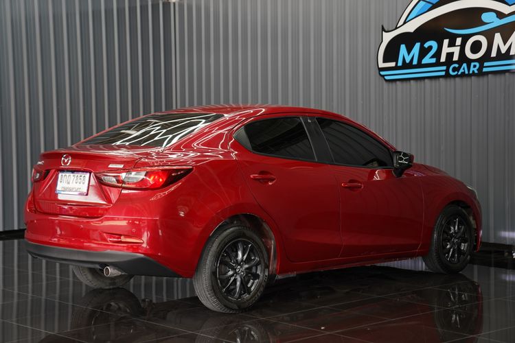 Mazda Mazda 2 2018 1.3 High Connect Sedan เบนซิน เกียร์อัตโนมัติ แดง รูปที่ 4