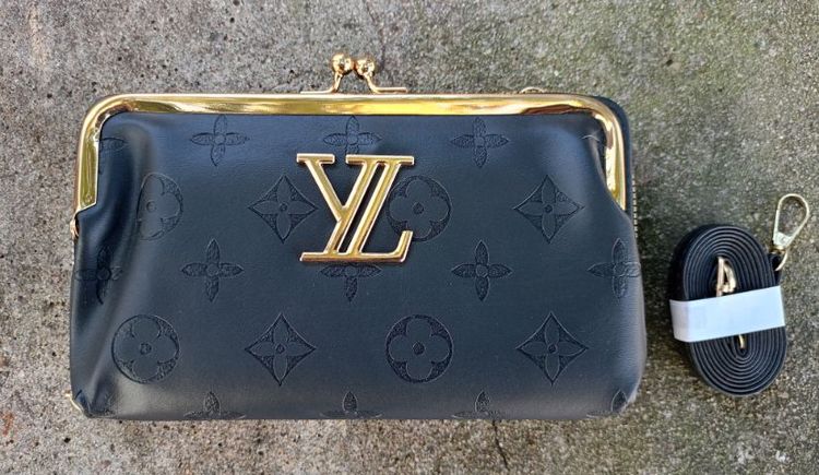 หนัง PU อื่นๆ กระเป๋าสตางค์ผู้หญิงใบยาวสีดำ