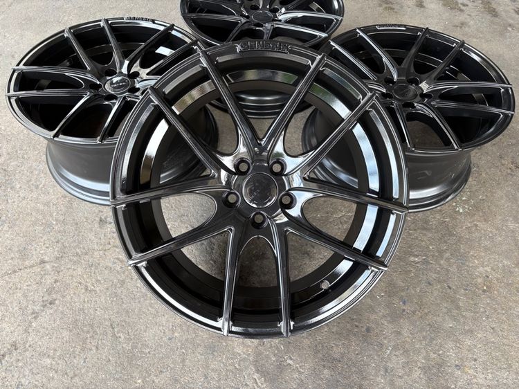 ล้อแม็กขอบ17 5รู114 กว้าง8 ออฟ40 สีดำเงา ล้อไทย (ล้อทำสีมาใหม่เพื่อความสวยงาม) ไม่มีซ่อม  รูปที่ 2