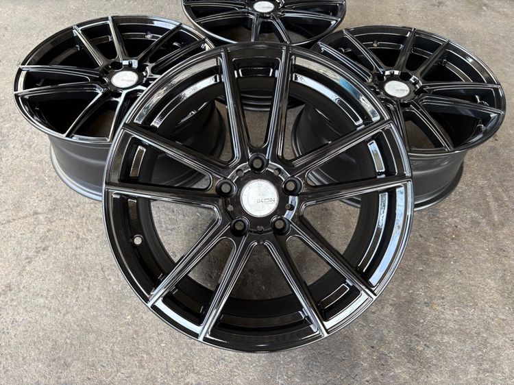 ล้อแม็กขอบ17 5รู114 กว้าง7.5 ออฟ42 สีดำเงา (ล้อทำสีมาใหม่เพื่อความสวยงาม) ไม่มีซ่อม รูปที่ 2