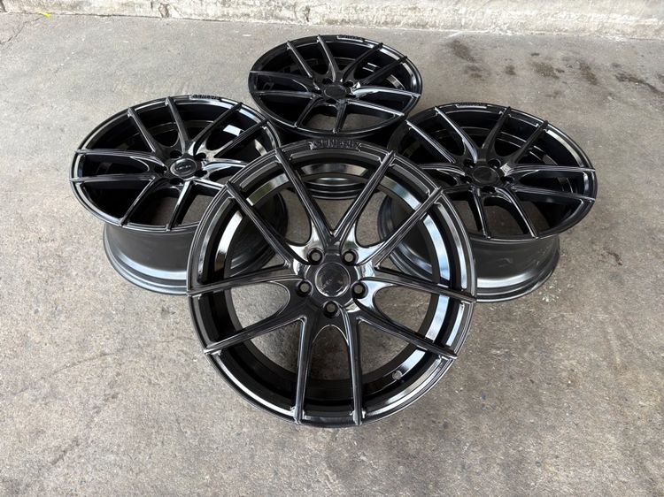 17" ล้อแม็กขอบ17 5รู100 กว้าง8 ออฟ40 สีดำเงา ล้อไทย (ล้อทำสีมาใหม่เพื่อความสวยงาม) ไม่มีซ่อม