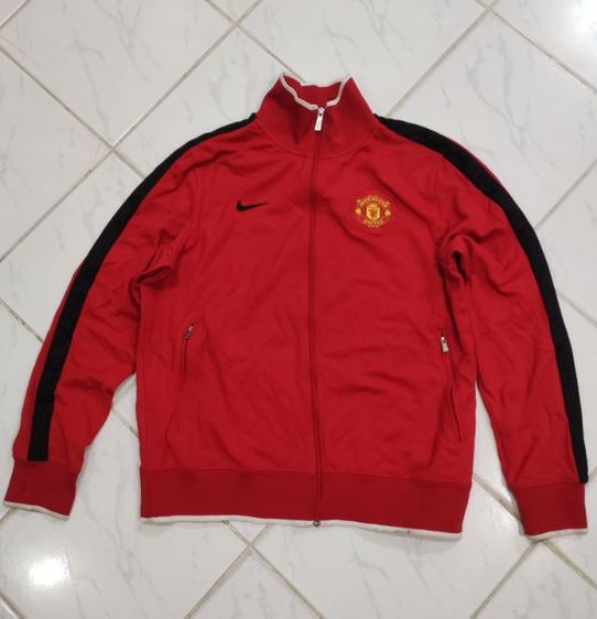 เสื้อแจ๊คเก็ต NIKE.ผีแดง❤️⚽.แท้ รูปที่ 2