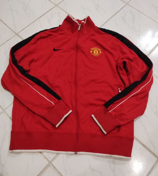 เสื้อแจ๊คเก็ต NIKE.ผีแดง❤️⚽.แท้ รูปที่ 3