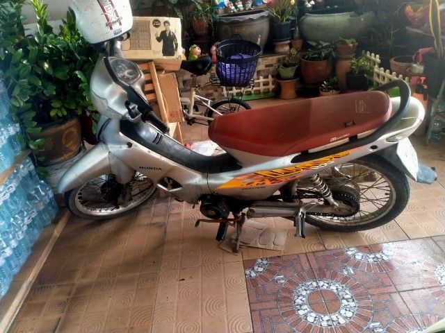 wave100 ปี 2004  รูปที่ 2