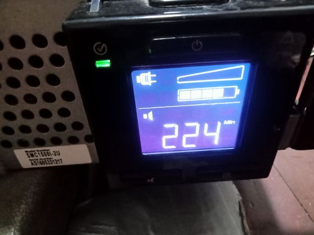 อื่นๆ ขายเครื่องสำรองไฟ ยี่ห้อ APC  รุ่น SMC 1500 i-2U  สภาพพร้อมใช้งาน