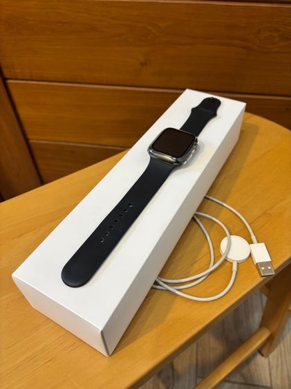 apple watch series5. 44mm Cellular