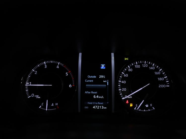 Toyota Fortuner 2022 2.4 Legender Utility-car ดีเซล ไม่ติดแก๊ส เกียร์อัตโนมัติ ดำ รูปที่ 3