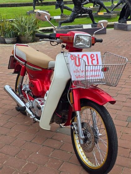 RC100ปั้นเก็บทุกรายละเอียด รถคลาสสิค