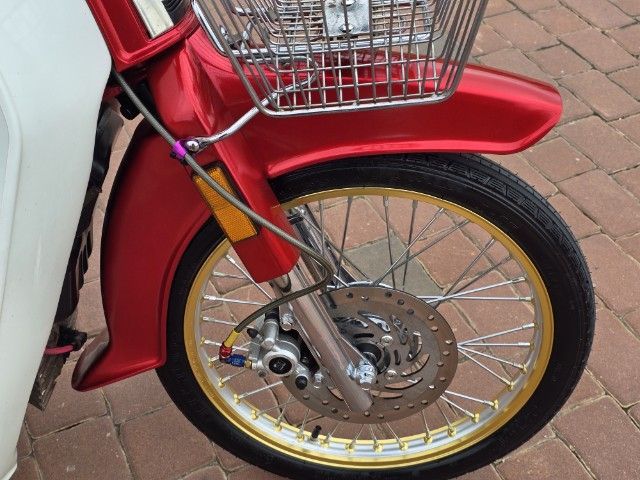 RC100ปั้นเก็บทุกรายละเอียด รถคลาสสิค รูปที่ 6