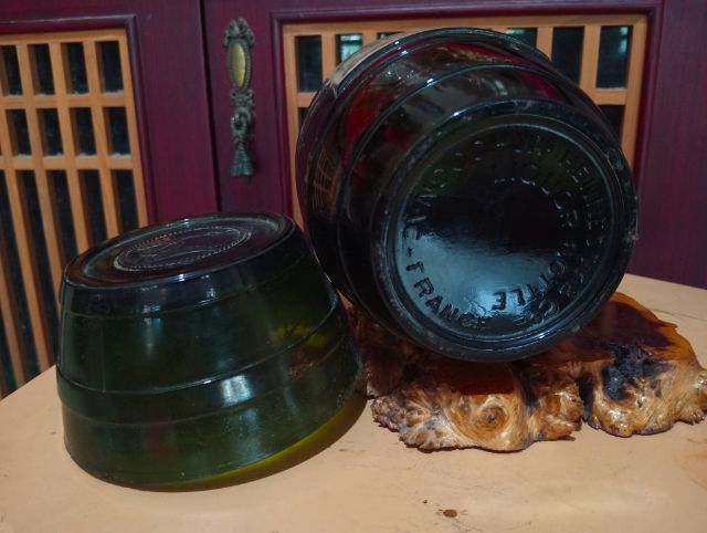 ฝรั่งเศส..สภาพเดิมๆเก่าโบราณทรงถังเบียร์เนื้อแก้ว รูปที่ 10