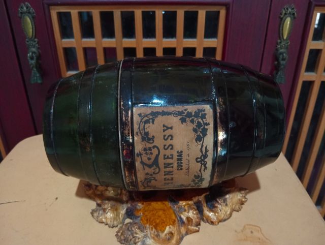 ฝรั่งเศส..สภาพเดิมๆเก่าโบราณทรงถังเบียร์เนื้อแก้ว รูปที่ 3