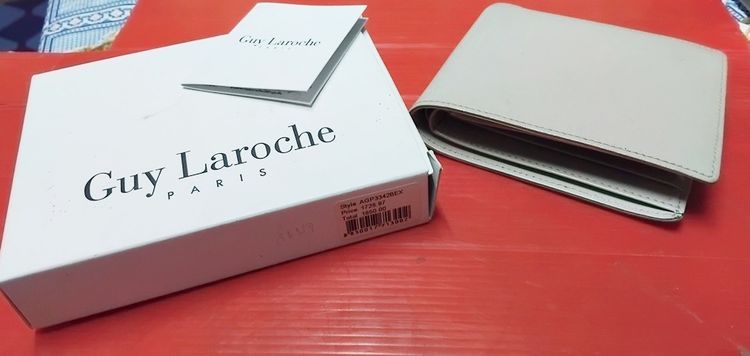 กระเป๋าสตางค์ Guy Laroche แท้ พร้อมกล่อง แถม อีก 1 ใบ รูปที่ 5