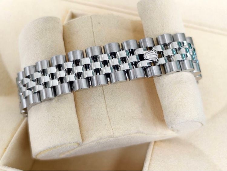 Rolex Datejust Boy 31mm หน้าดำ กล่องใบครบ รูปที่ 5