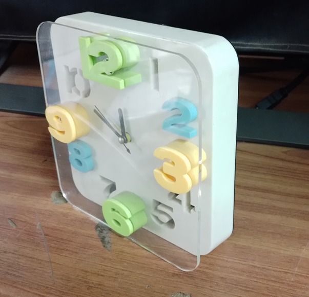 นาฬิกาตั้งโต๊ะได้ แขวนได้  รูปที่ 4