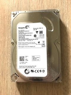 Seagate Barracuda 250 GB 7200RPM 3Gb-s 8MB Cache 3.5Inch Internal Hard
