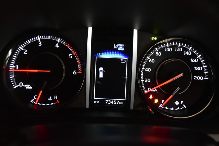 Toyota Fortuner 2022 2.8 GR Sport 4WD Utility-car ดีเซล ไม่ติดแก๊ส เกียร์อัตโนมัติ ดำ รูปที่ 4
