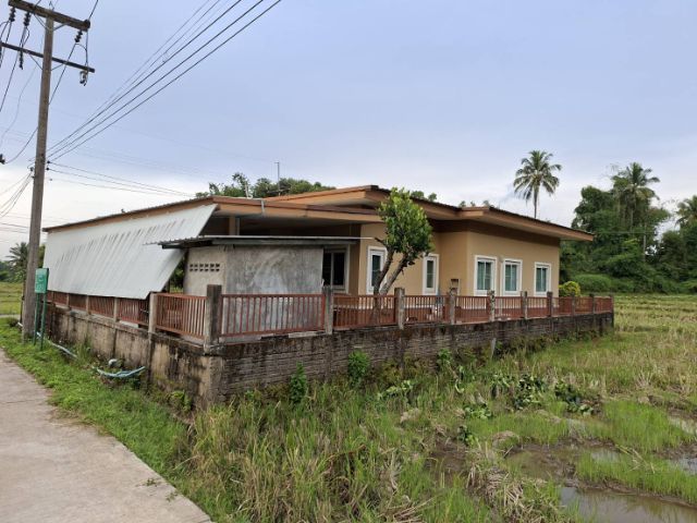 บ้านสวย ทำเลดี ใกล้ โรงพยาบาลแม่จัน