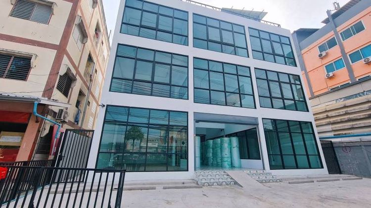  ขายสำนักงาน ริมถนนบางขุนเทียน ใกล้เซ็นทรัลพระราม 2