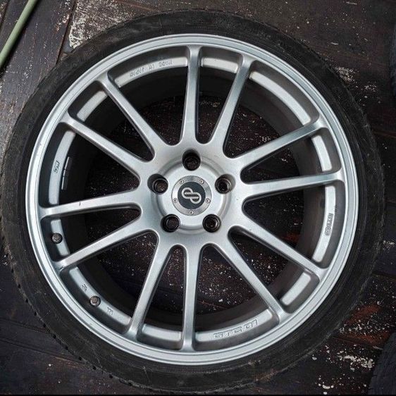 ล้อแมก Made in Japan

Enkei GTC 01

 รูปที่ 5