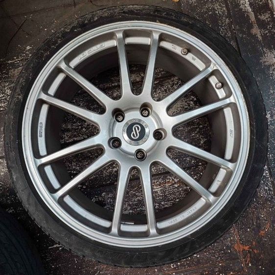 ล้อแมก Made in Japan

Enkei GTC 01

 รูปที่ 7