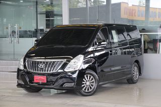 H1 DELUXE ประตูไฟฟ้า ปี18 รถบ้านมือเดียว สวยเดิมทั้งคัน ใช้น้อยเข้าศูนย์ตลอด ออกรถ0บาท