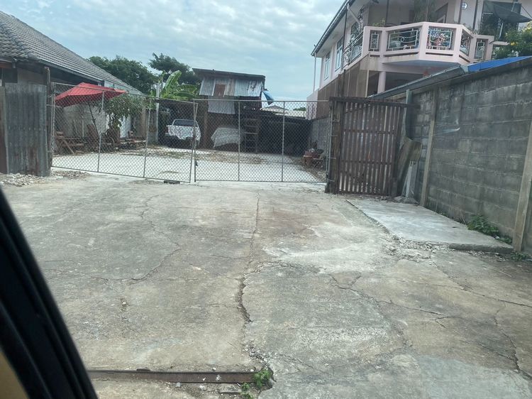 ขายที่ดิน อยู่ในตัวเมือง ซอย สวนลำใย ในเมืองนครปฐม  63.4 ตรว