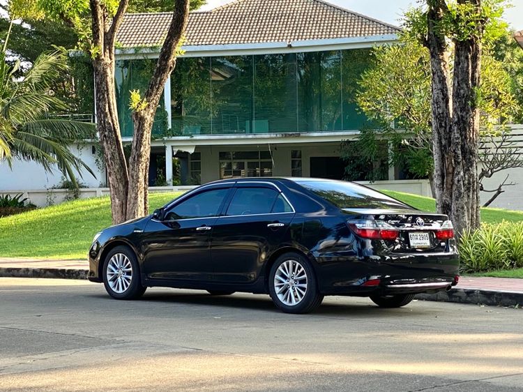 Toyota Camry 2017 2.5 Hybrid Premium Sedan ไฮบริด ไม่ติดแก๊ส เกียร์อัตโนมัติ ดำ รูปที่ 4