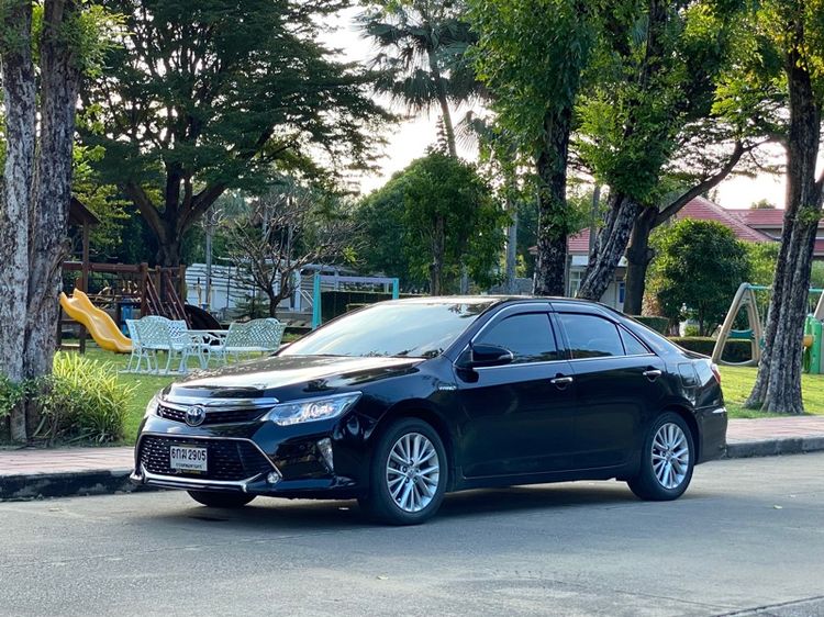 Toyota Camry 2017 2.5 Hybrid Premium Sedan ไฮบริด ไม่ติดแก๊ส เกียร์อัตโนมัติ ดำ รูปที่ 2